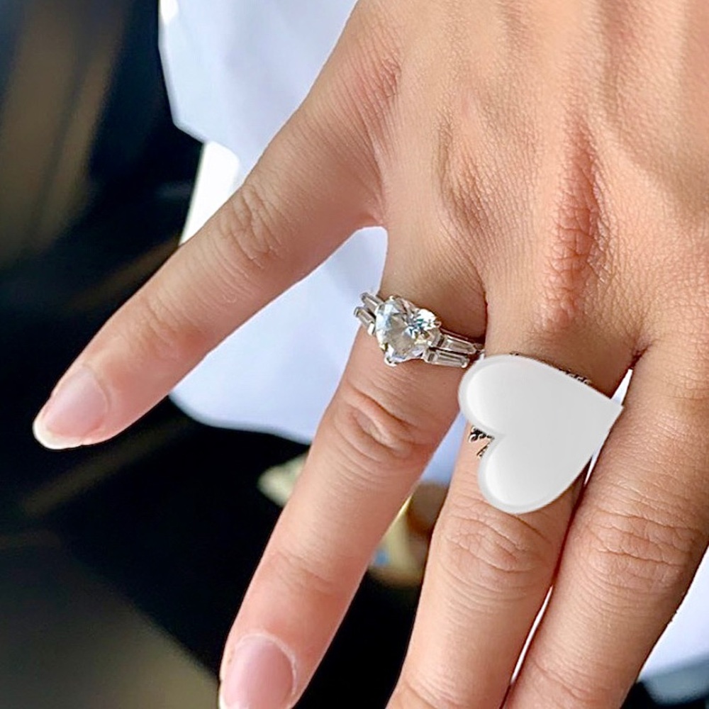 🤍 Silver engagement and wedding ring! 🤍